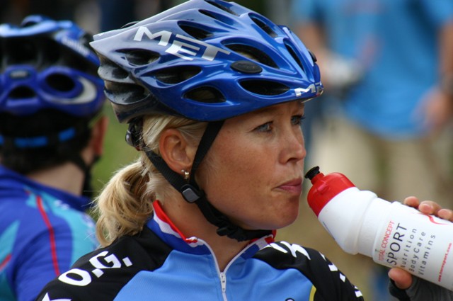 Corine-Dorland-(NED)-many-times-World-Champion-BMX-moved-to-MTB-cross-country-riding-participated-in-the-Australian-Olympics