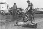 1974-1976_7082722_n.jpg_Bob_Hannah_on_a_Yamaha_BMX_jumping_over_Rick_Burgett__bike